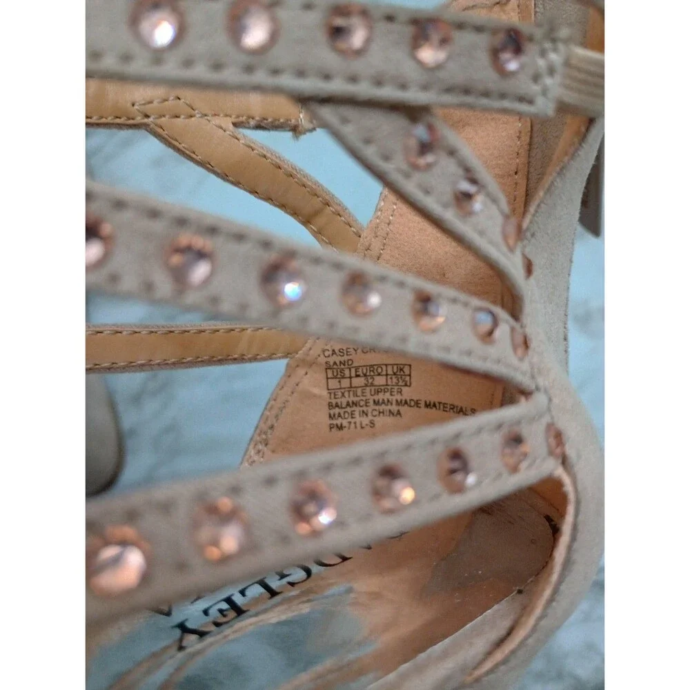 Badgley Mischka Jeweled Strappy Wedged Sandals Size 1